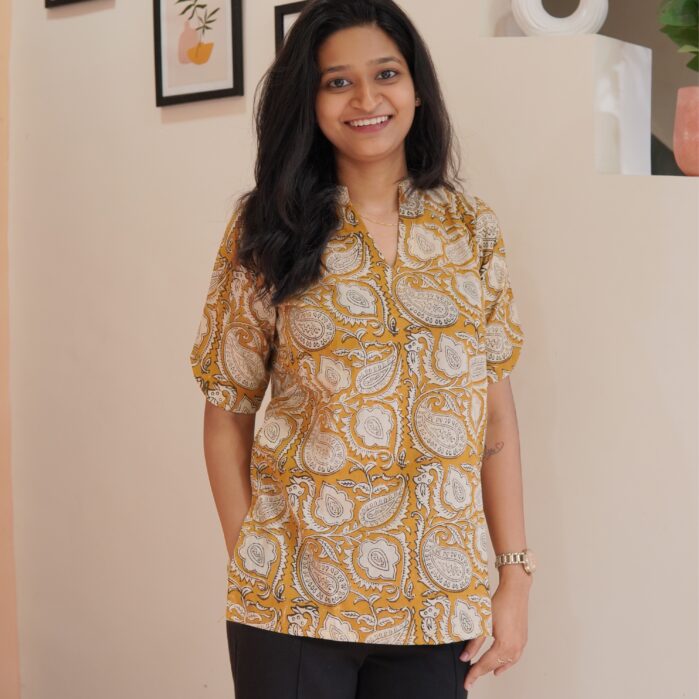 Vansapti print short kurti